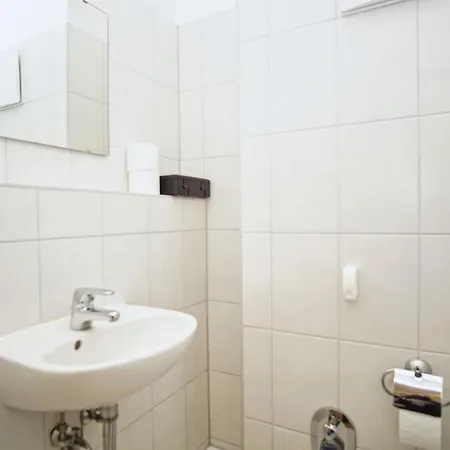 Apartment Hafennahe Maisonette-wohnung Mit Meerblick, Balkon - Hafenhaeuser 03 *