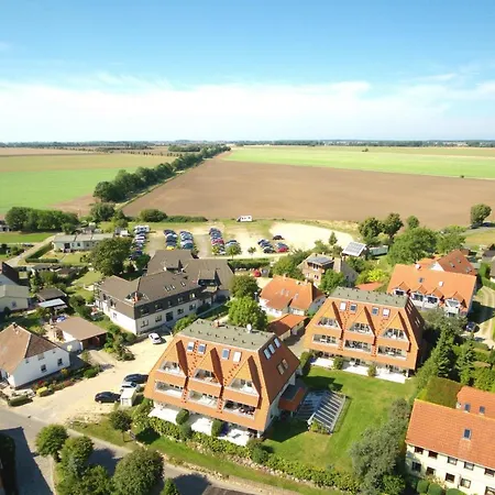Hafennahe Maisonette-wohnung Mit Meerblick, Balkon - Hafenhaeuser 03